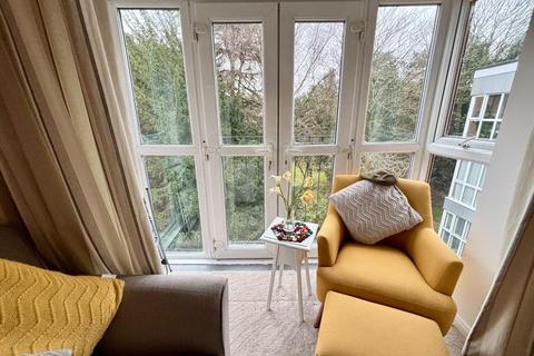 2 bedroom flat for sale, Mersey Road, West Didsbury
