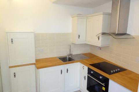 Studio to rent, RAISED UPPER GROUND FLOOR STUDIO FLAT - AVAILABLE NOW, CLOSE TO SHOPS AND BUSSES ON CHRISTCHURCH ROAD