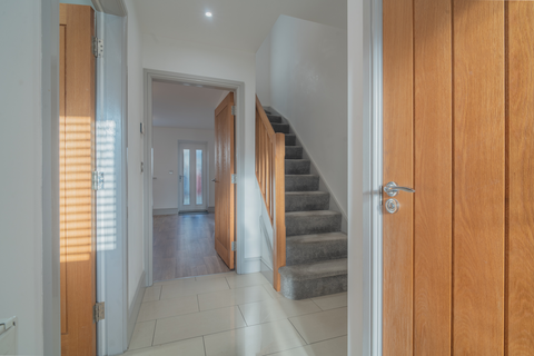 undefined, Trinity Way, Solihull B90