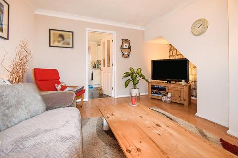 undefined, Stubbs Folly, Sandhurst GU47