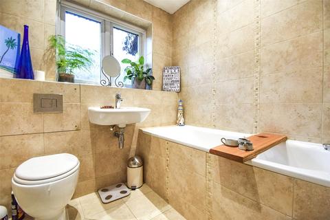 undefined, Stubbs Folly, Sandhurst GU47