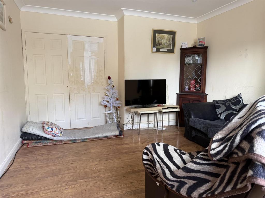 Lounge / Bedroom