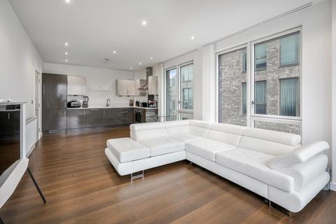 2 bedroom apartment for sale, Aird Point, Lock Side Way, E16