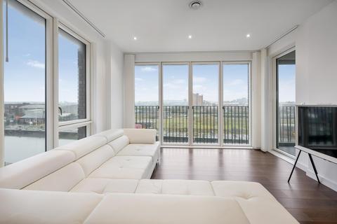 2 bedroom apartment for sale, Aird Point, Lock Side Way, E16