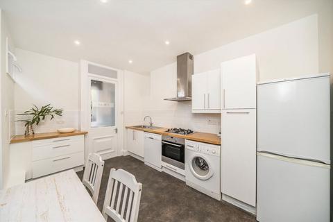 1 bedroom flat for sale, Barcombe Avenue, London SW2