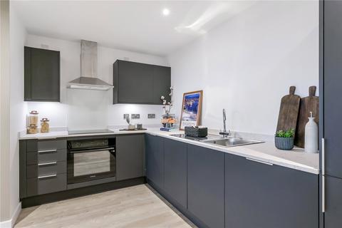 2 bedroom apartment to rent, Gaythorn Street, Salford, M5
