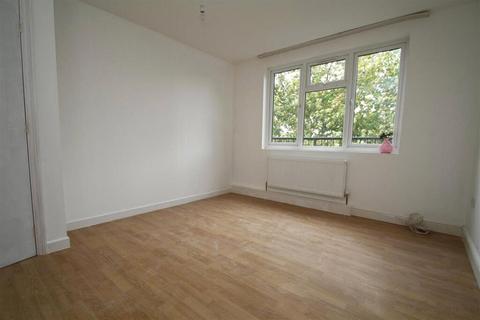undefined, High Road, Leyton, London, E10