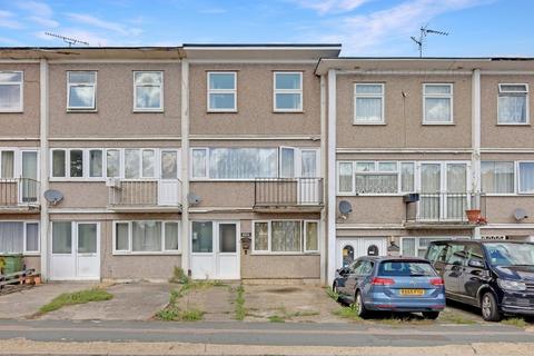 undefined, Long Riding, Basildon, Essex, SS14