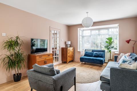 4 bedroom detached house for sale, Meadowbrook, Oxted, Surrey