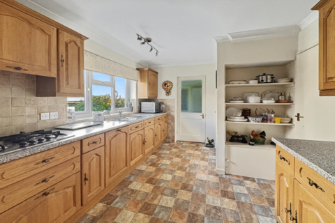 3 bedroom detached house for sale, Marshfield SN14