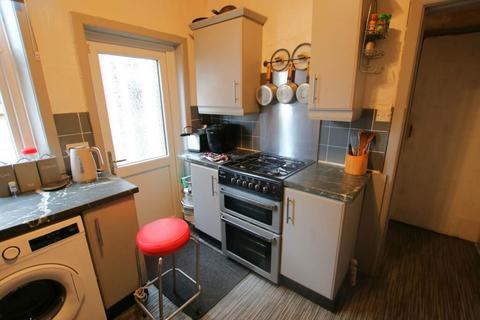 2 bedroom terraced house for sale, St. James's Road, Blackburn, Lancashire, BB1 8HQ