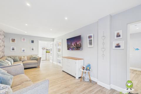 undefined, Teal Crescent, Basingstoke, Hampshire, RG22