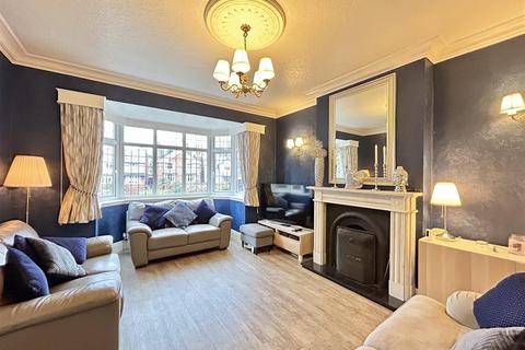 4 bedroom detached house for sale, Barrs Road, Cradley Heath