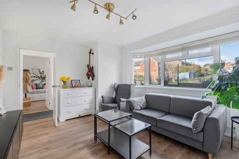 2 bedroom maisonette for sale, Manor Road, Alton, Hampshire