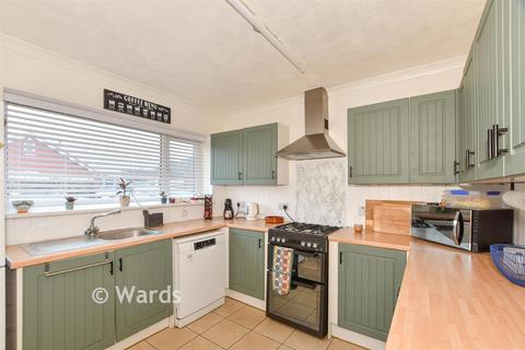3 bedroom chalet for sale, Coventry Gardens, Beltinge, Herne Bay, Kent