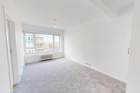 1 bedroom flat for sale, Kingsway, Hove, BN3