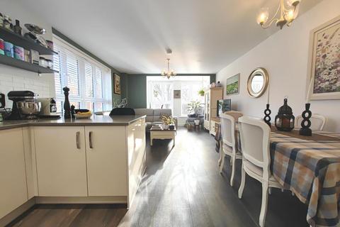 2 bedroom apartment for sale, Earle Crescent, Wokingham