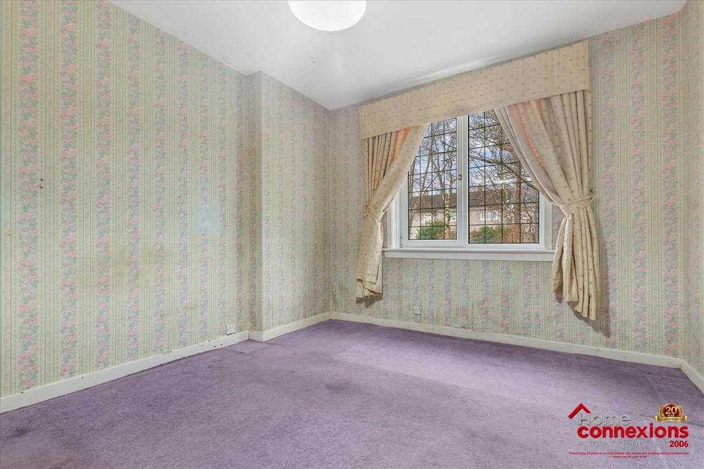 Bedroom One (3)