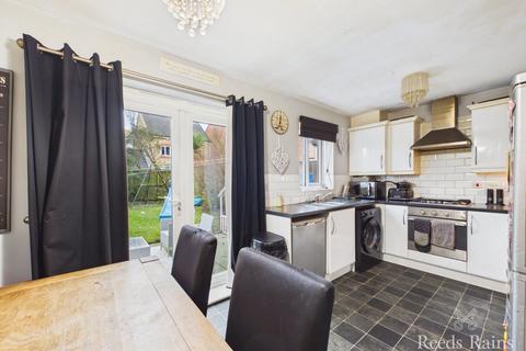 4 bedroom terraced house for sale, Hainsworth Park, East Riding of Yorkshire HU6