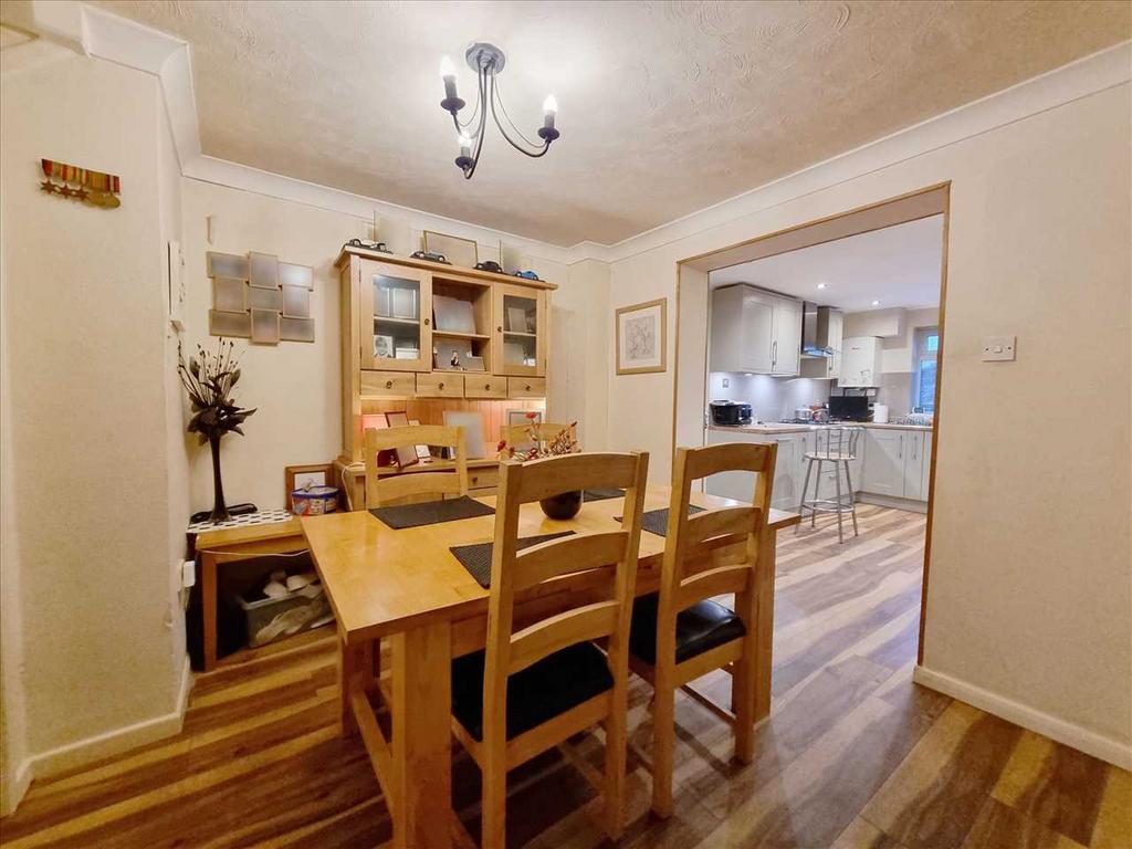 Dining Room:
