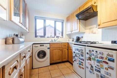 2 bedroom detached bungalow for sale, Holme Drive, Burton-Upon-Stather