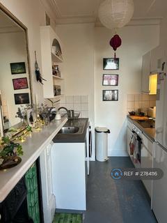 undefined, Streatham Common North, London, SW16