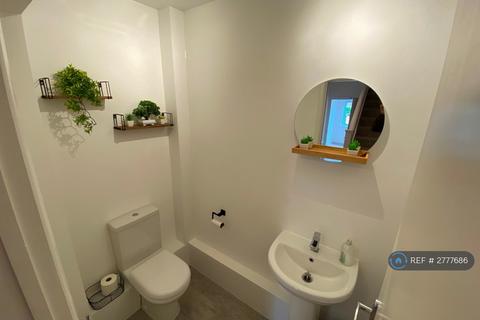 undefined, Whitmore Green, Farnham, GU9