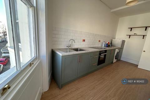 1 bedroom flat to rent, Lansdowne Place, Hove, BN3
