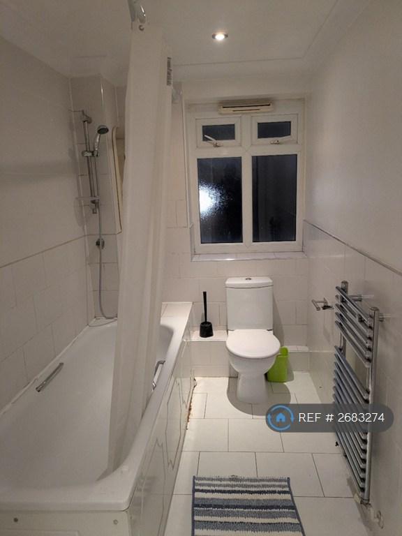 Main Bathroom