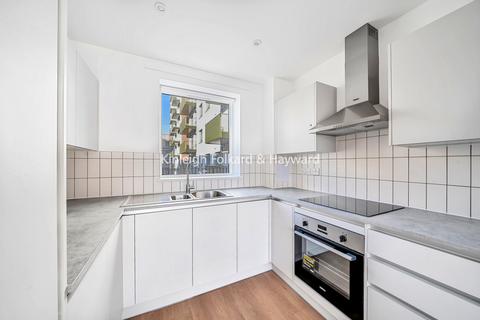 2 bedroom flat to rent, Tide Street, Barking, IG11