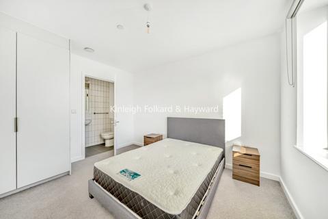 2 bedroom flat to rent, Tide Street, Barking, IG11
