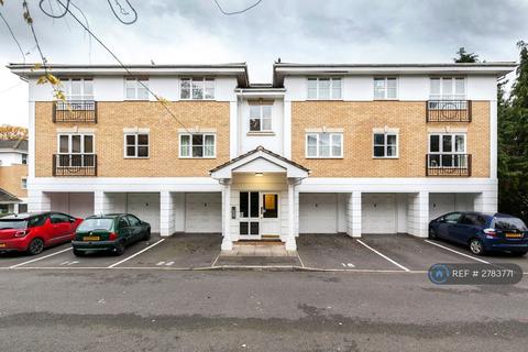 undefined, Sabin Gates, Bracknell, RG12