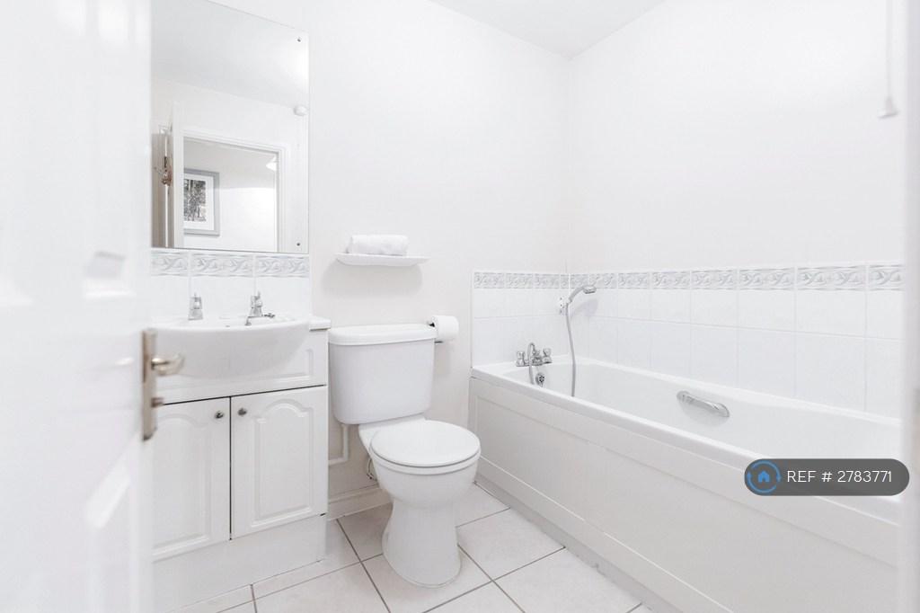 En Suite Bathroom