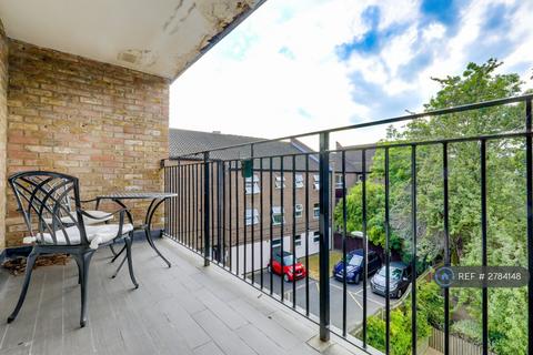 undefined, Hermon Hill, London, E11