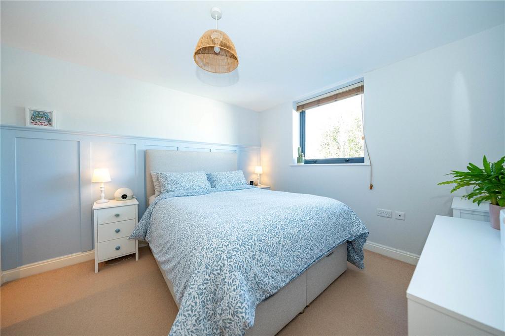 Main Bedroom