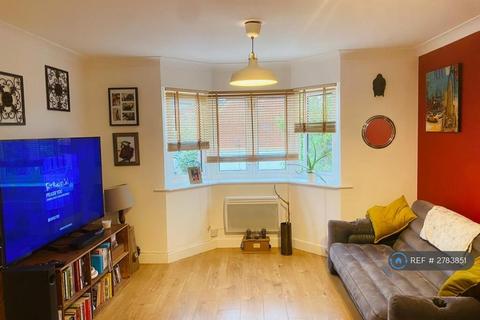 2 bedroom flat to rent, Varsity Drive, Twickenham, TW1