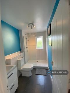 2 bedroom flat to rent, Varsity Drive, Twickenham, TW1