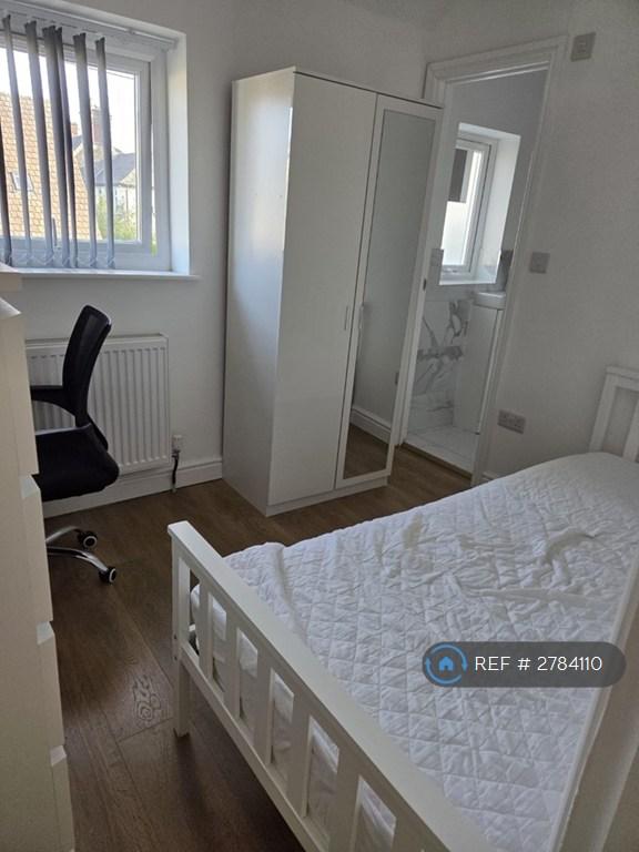 Double Bedrooms With New Matching