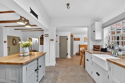 4 bedroom terraced house for sale, Brandsby Street, Crayke, York