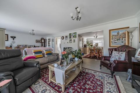 3 bedroom bungalow for sale, Bonsey Close, Surrey GU22