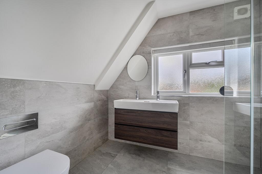 1405061-13-697b75...