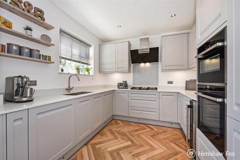 4 bedroom detached house for sale, Harris Way, North Baddesley, Hampshire