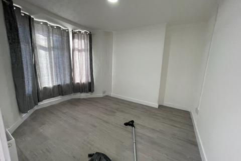 undefined, Broadway, Cardiff, CF24