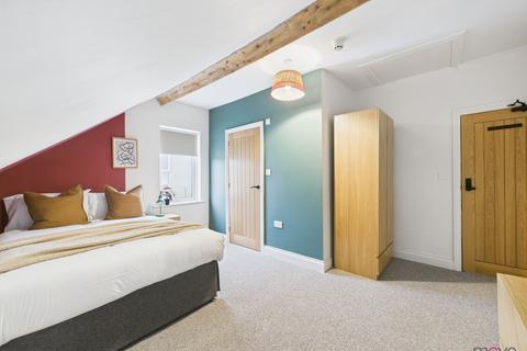 1 bedroom in a house share to rent, 37 Henry Road, Gloucester GL1