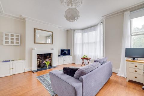1 bedroom flat for sale, Fulham Palace Road, Bishops Park, London