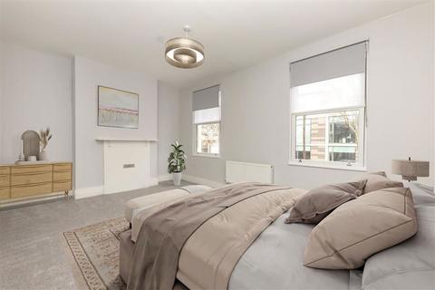 undefined, Waldegrave Road, Teddington TW11