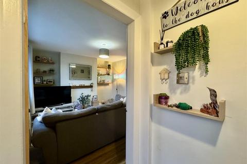 undefined, Highlands Avenue, Almondbury, Huddersfield, HD5 8NA