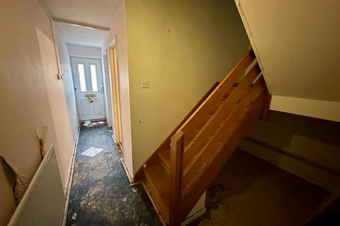 3 bedroom townhouse for sale, 40 Prince Edward Crescent, Telford, Shropshire TF3 2JU