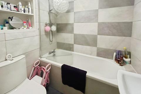 undefined, Russet Close, Bedford, MK43