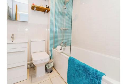 2 bedroom flat for sale, Bourne Road, Southampton, SO15